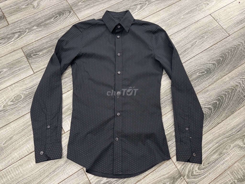 Sơ mi Nữ H&M Đen Slim fit Bangladesh. Mua bán Quần áo tại Thành phố Biên Hòa Đồng Nai được đăng bởi Đỗ Liên hình 1