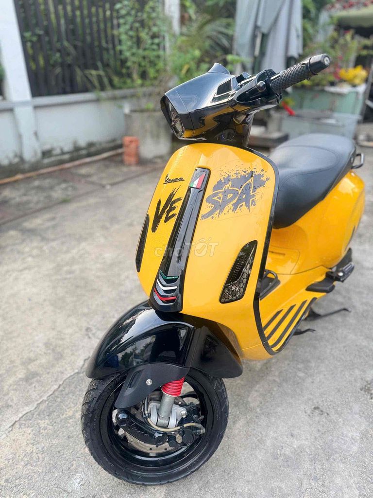 Piaggio Vespa Sprint 2015 Vàng. Mua bán Xe máy tại Huyện Củ Chi Tp Hồ Chí Minh được đăng bởi HuỳnhLâm Bổn hình 8