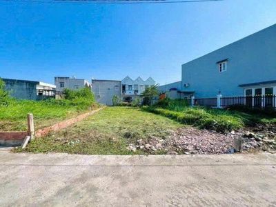 ĐẤT 5x25m THỔ CƯ NGAY TRUNG TÂM THỊ XÃ BẾN LỨC LONG AN. Mua bán đất tại Huyện Bến Lức Long An được đăng bởi PHAN LOAN