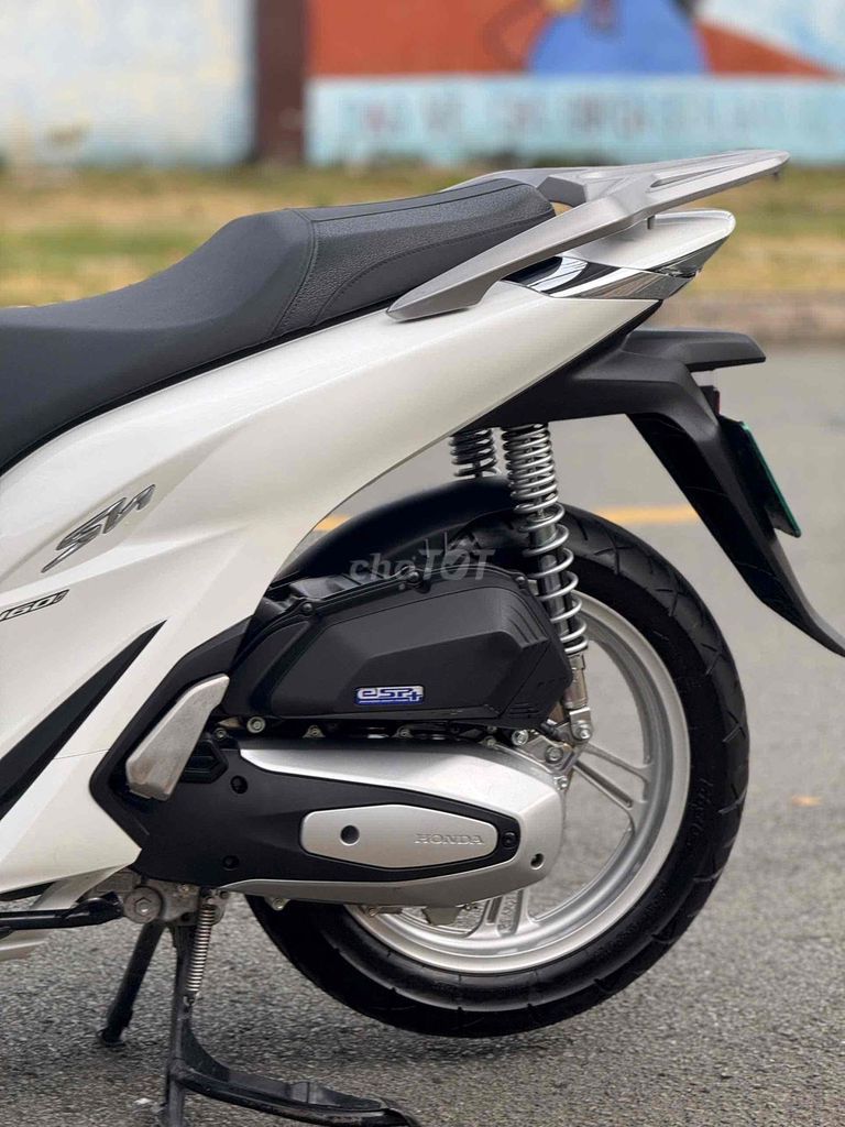SH 160i ĐK CUỐI 2024 LIKE NEW BSTP. Mua bán Xe máy tại Thành phố Thủ Đức Tp Hồ Chí Minh được đăng bởi Vũ Vũ hình 6