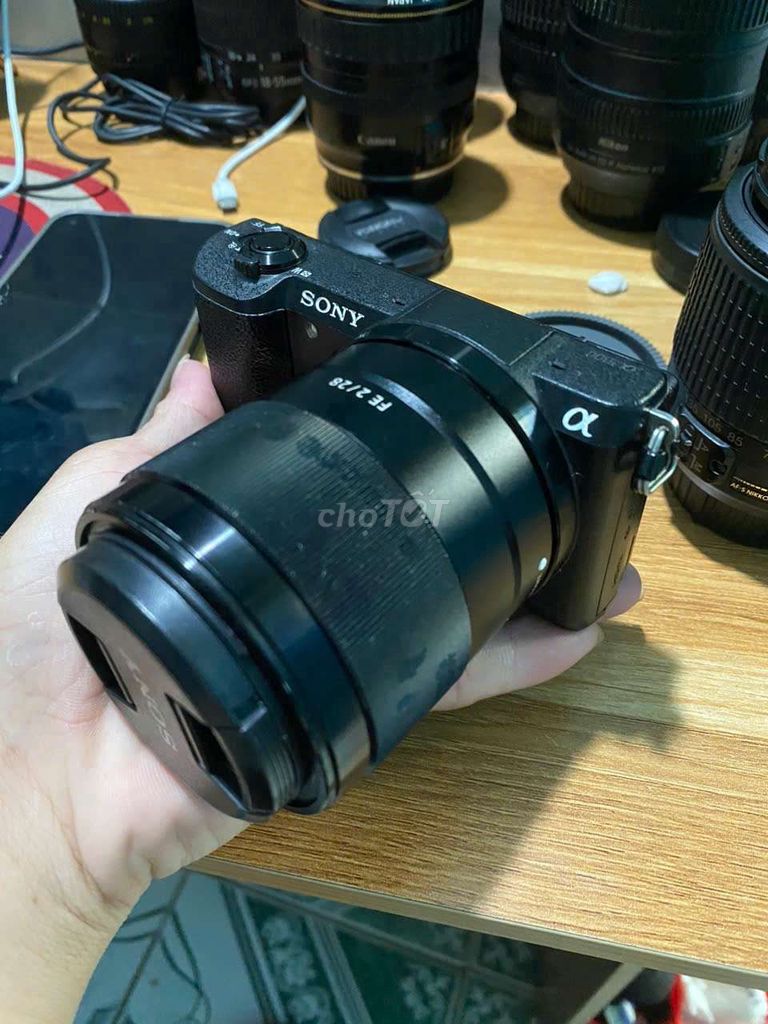 Sony 5100 + lens 28F2