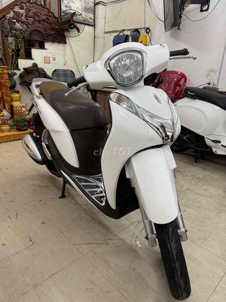 shmode trắng xám khoá thông minh xe đẹp nguyên rin. Mua bán Xe máy tại Quận Thanh Khê Đà Nẵng được đăng bởi Long hình 5