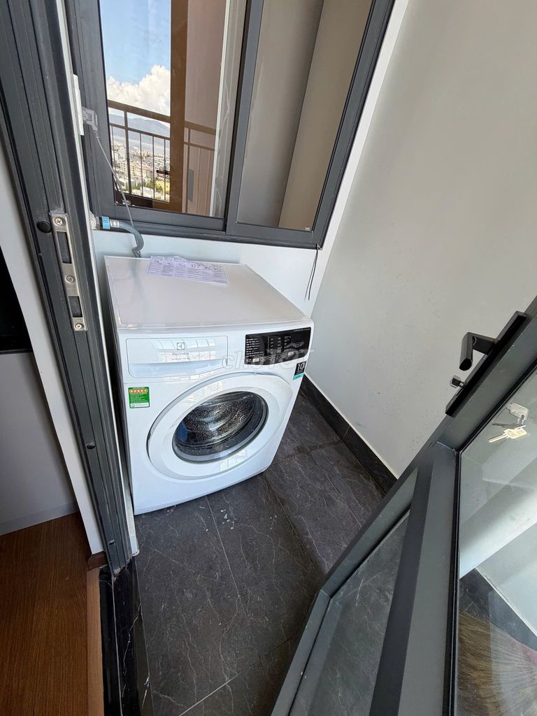 New sea-view 2-bedroom flat in MIA Center Point — photo 9