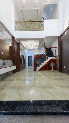 Nhà phố 64 m² · 4 PN · Đường Phạm Văn Đồng