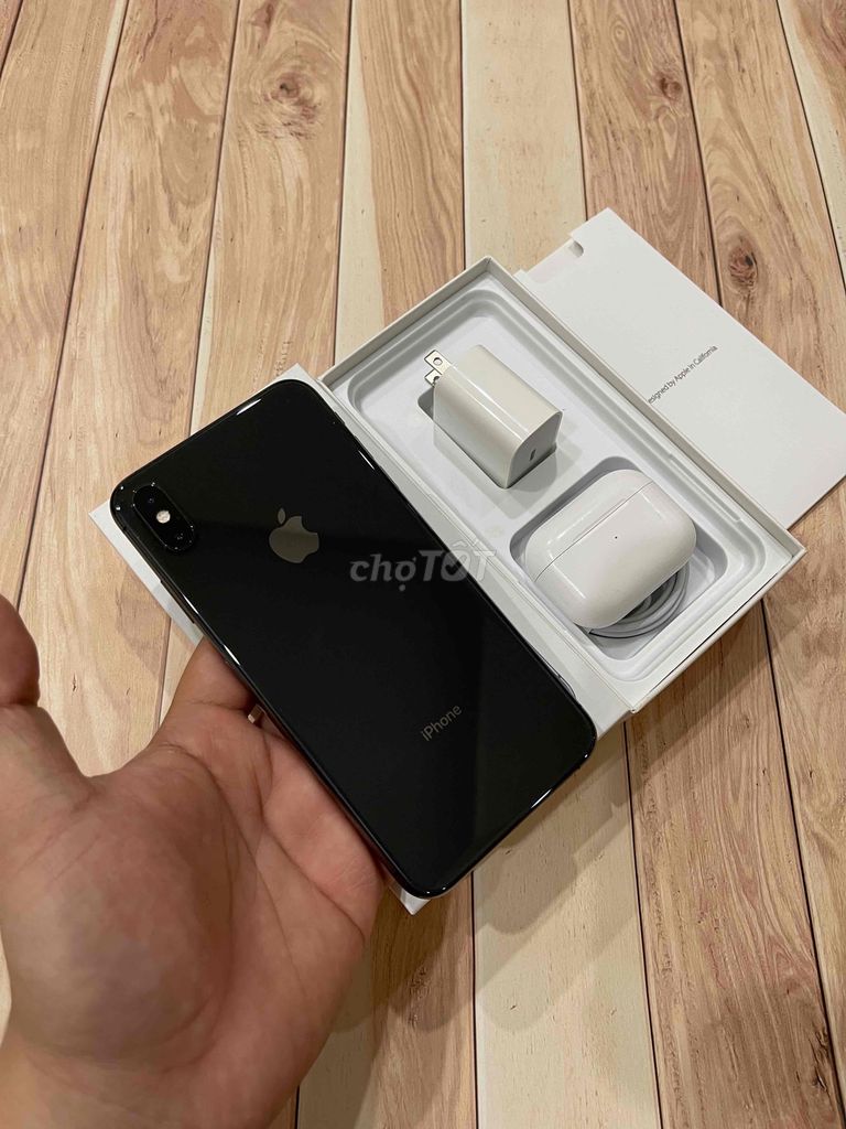 XS Max 256G QTế Zin Chuẩn Áp Xài Giữ Gìn Pin 92%. Mua bán Điện thoại tại Quận 3 Tp Hồ Chí Minh được đăng bởi Hủ Tiền May Mắn hình 1