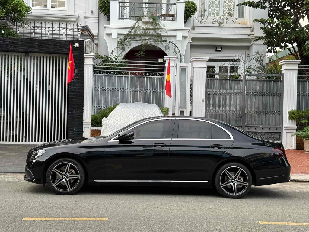 Mercedes Benz E Class 2019 E200 Sport - 80000 km. Mua bán Ô tô tại Quận Bình Thạnh Tp Hồ Chí Minh được đăng bởi kim hạo thiên hình 2