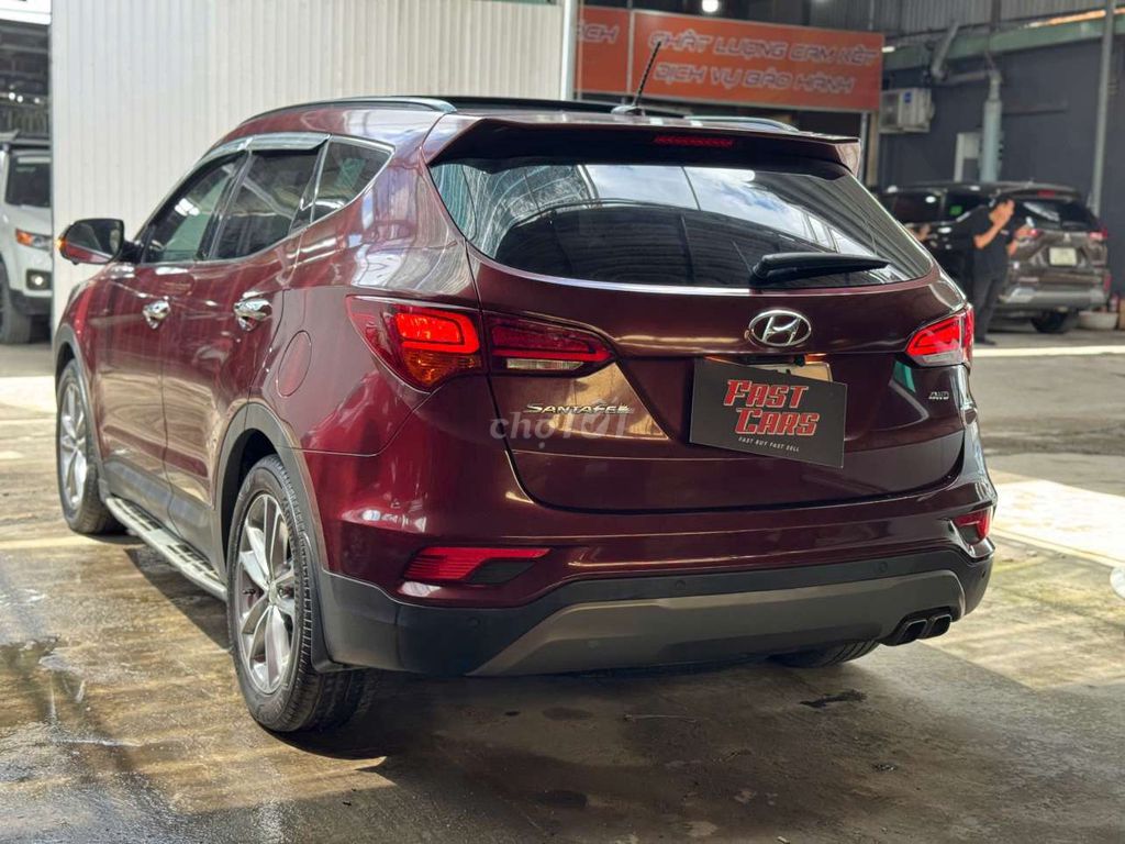 Hyundai Santafe 2018 máy xăng 2.4L 2 cầu,màu đỏ. Mua bán Ô tô tại Quận Bình Tân Tp Hồ Chí Minh được đăng bởi Son Do hình 4