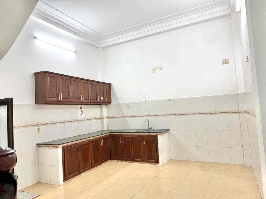 NHÀ NC 4*14m 2LẦU ST 4PN 3WC HXH PHẠM VĂN BẠCH