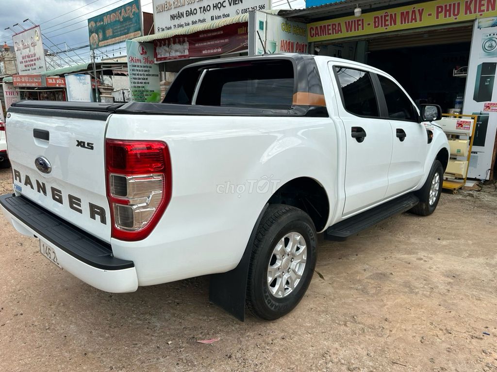 FORD RANGER 2021 SỐ TỰ ĐỘNG NHẬP THÁI_XE LƯỚT 1CHỦ. Mua bán Ô tô tại Quận Tân Bình Tp Hồ Chí Minh được đăng bởi Trần Thành hình 3