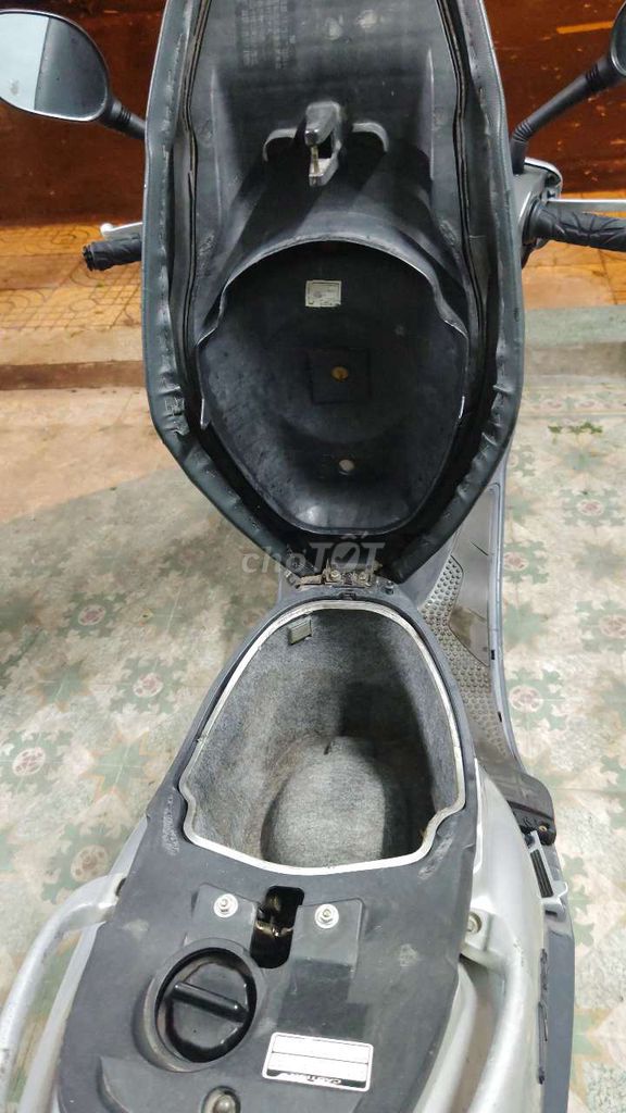 Maxneo Hồng YMH và Attila SYM. Mua bán Xe máy tại Quận 5 Tp Hồ Chí Minh được đăng bởi Cat Head hình 5