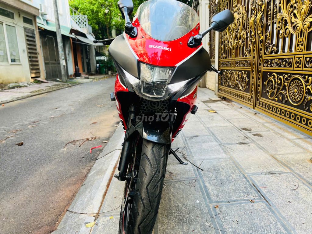 SUZUKI GSX 150R NGUYÊN ZIN CHÍNH CHỦ. Mua bán Xe máy tại Quận Nam Từ Liêm Hà Nội được đăng bởi MAI HÒA hình 6