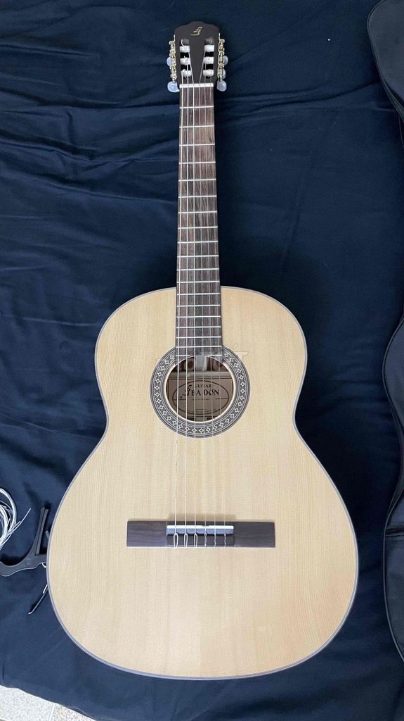Đàn guitar classic Ba Đờn C170 Gỗ thịt Việt Nam. Mua bán Nhạc cụ tại Quận Hà Đông Hà Nội được đăng bởi Nguyễn Quân hình 1