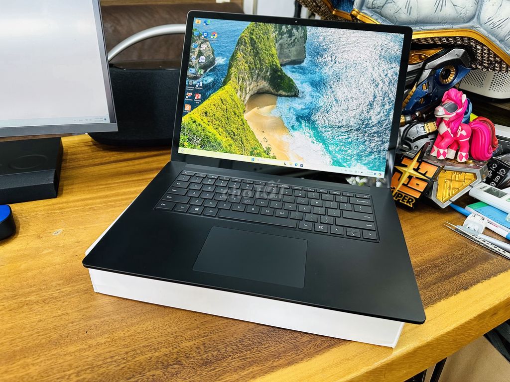Surface Laptop 3 15inch  i7 /16GB /256GB