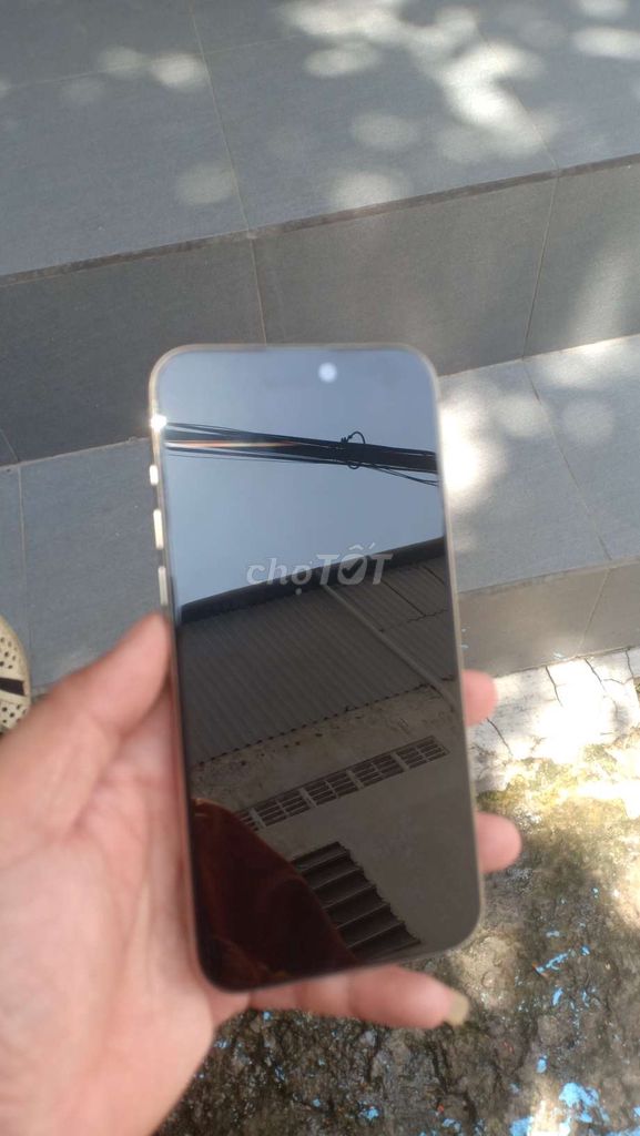 Apple iPhone 15 Pro Max 256GB Xám 99%. Mua bán Điện thoại tại Quận Ninh Kiều Cần Thơ được đăng bởi Quách lộc vinh  hình 1