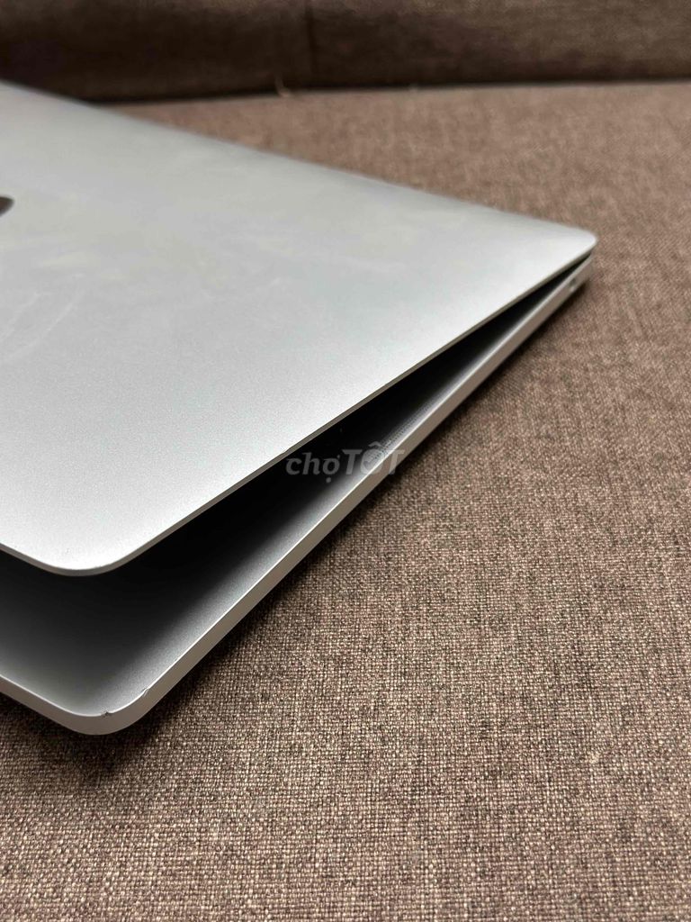 Macbook pro M1 13' silver Ram 16/256GB  Pin 98%. Mua bán Laptop tại Quận 10 Tp Hồ Chí Minh được đăng bởi APPLE 2HAND hình 6