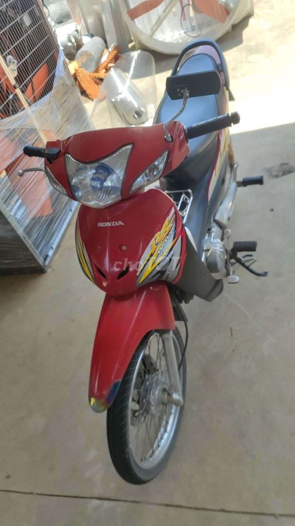 Honda Wave 100 красная