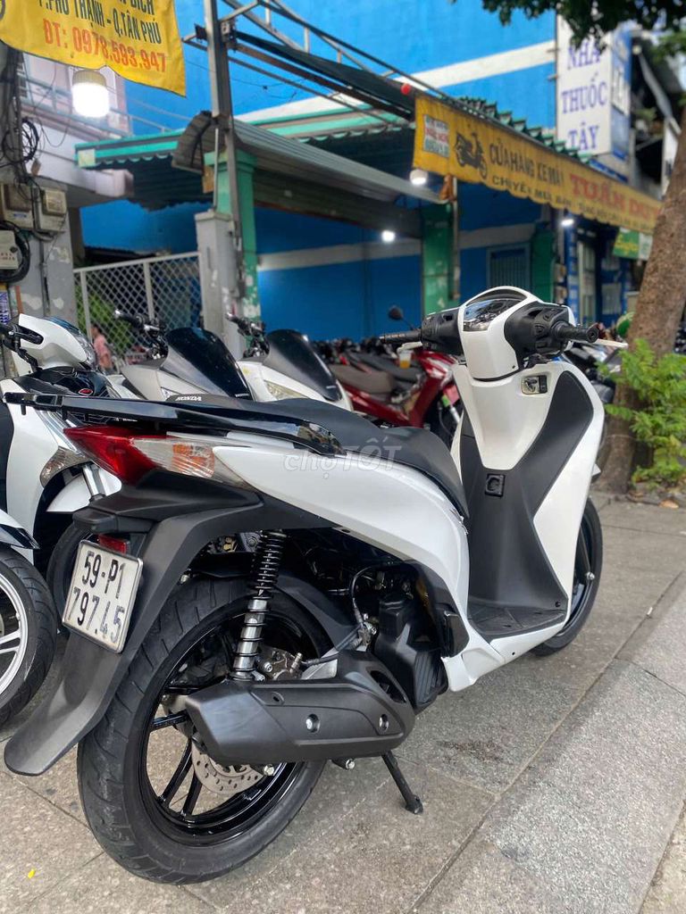 Honda SH 150 2015 mới 90% Bstp chính chủ. Mua bán Xe máy tại Quận Tân Phú Tp Hồ Chí Minh được đăng bởi Tuanduy hình 6