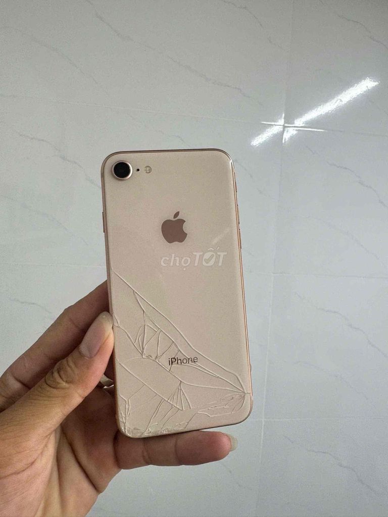 iPhone 8 64Gb quốc tế nứt kính. Mua bán Điện thoại tại Quận Hải Châu Đà Nẵng được đăng bởi Vsmart Thu Mua Điện Thoại Laptop  hình 1