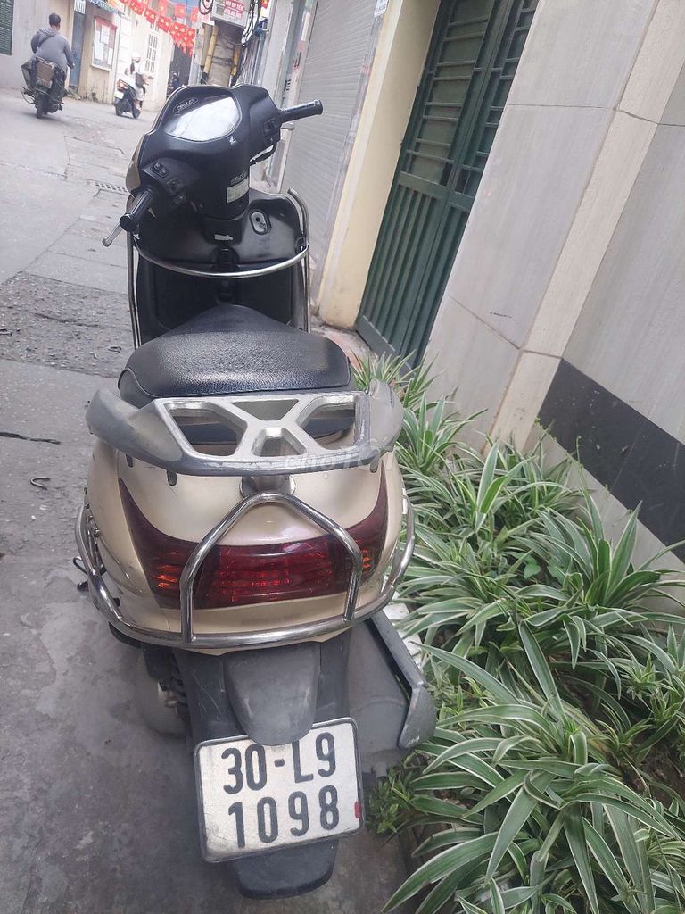 Xe chính chủ, nữ đi.. Mua bán Xe máy tại Quận Thanh Xuân Hà Nội được đăng bởi Nga hình 2
