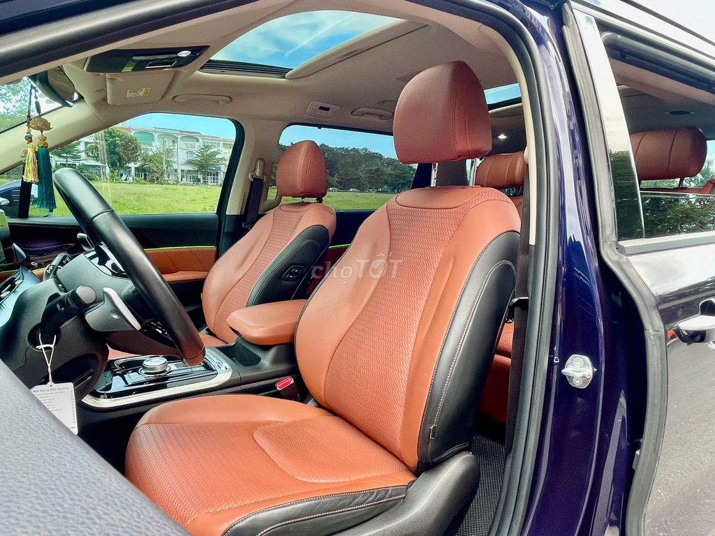 Kia Carnival 2.2D Signature 2022 - 1 chủ từ đầu. Mua bán Ô tô tại Quận 8 Tp Hồ Chí Minh được đăng bởi Trường Nguyễn Xe Sang hình 11