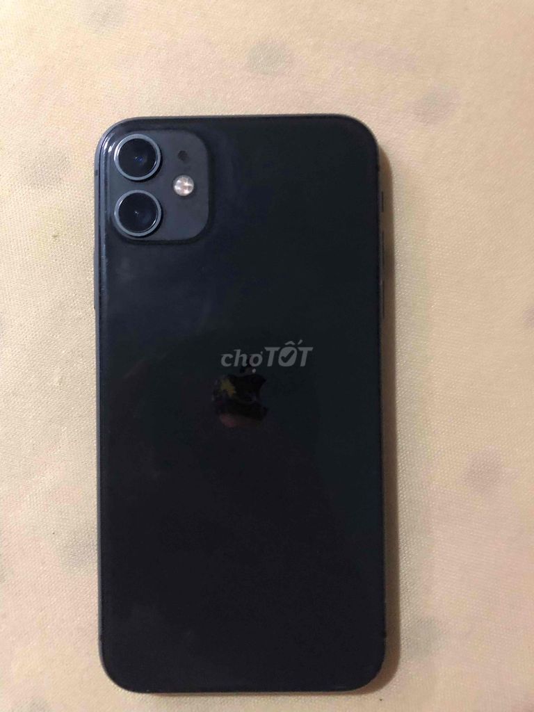 iPhone 11 64GB Đen. Mua bán Điện thoại tại Huyện Mỏ Cày Bắc Bến Tre được đăng bởi nguyễn kiều nhi hình 1