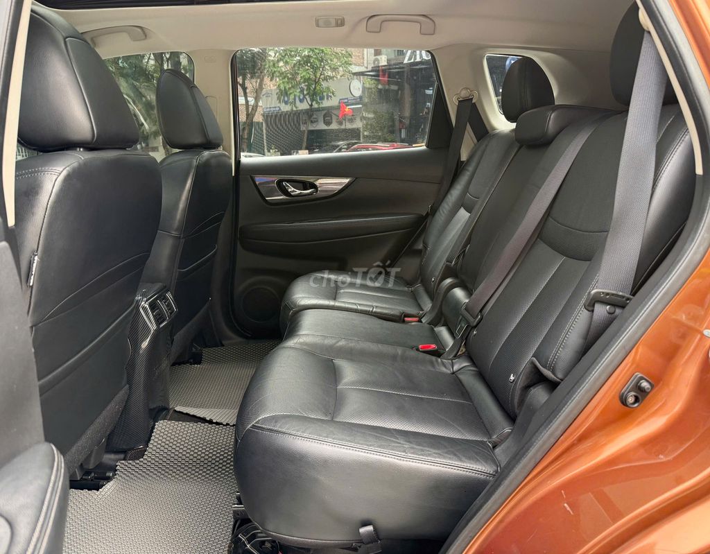 Nissan X-Trail 2.5SV 4X4 2016. Mua bán Ô tô tại Quận Bắc Từ Liêm Hà Nội được đăng bởi Lê Đức Dũng hình 1