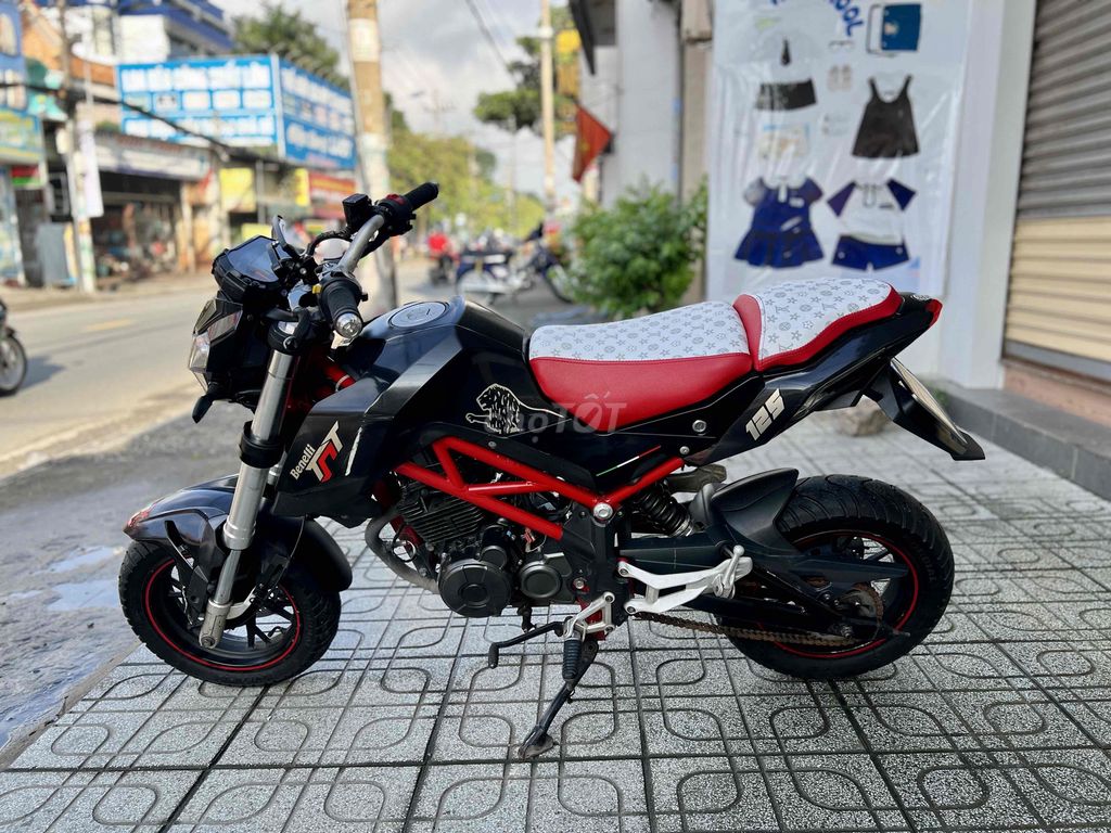 BENELI TNT 2018 XE ĐẸP MÁY ZIN GIẤY TỜ ĐẦY ĐỦ. Mua bán Xe máy tại Thành phố Thủ Đức Tp Hồ Chí Minh được đăng bởi Hiếu  hình 4