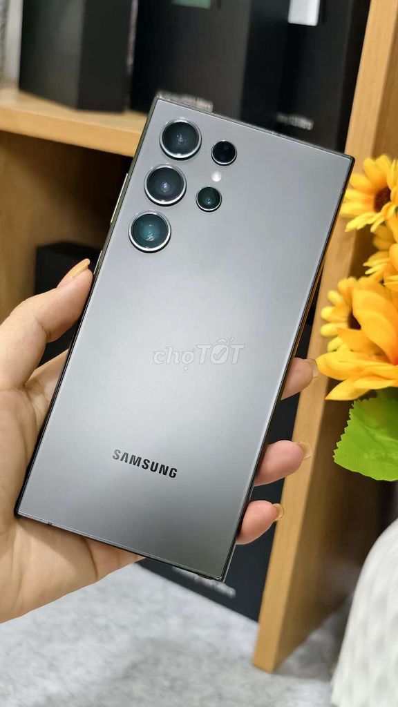 Samsung S24 Ultra 256GB Chính hãng 99%. Mua bán Điện thoại tại Quận 10 Tp Hồ Chí Minh được đăng bởi Mon Store hình 1