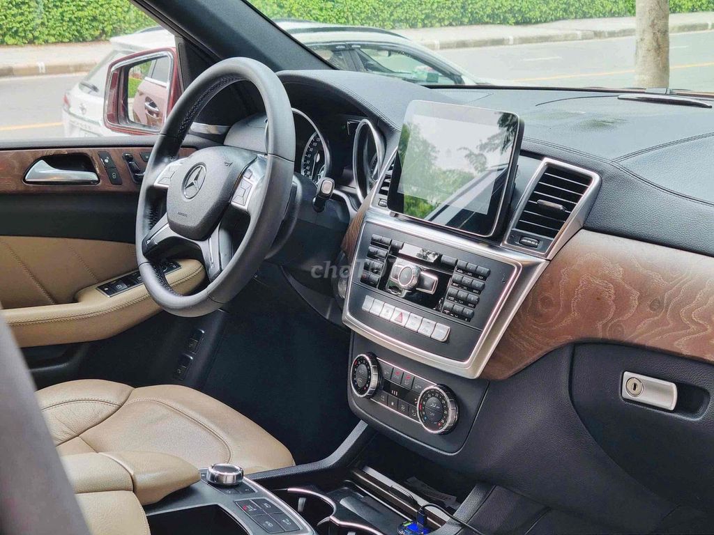 Mercedes-Benz GL350 CDI Đỏ Model 2016. Mua bán Ô tô tại Quận 8 Tp Hồ Chí Minh được đăng bởi Hồng Phúc hình 5