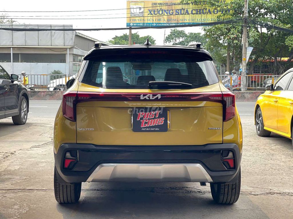 Kia Seltos 2024 Premium 1.5 L,màu vàng, 39.000 km. Mua bán Ô tô tại Quận Bình Tân Tp Hồ Chí Minh được đăng bởi Son Do hình 6