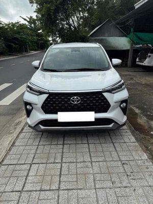 Toyota Veloz 2024 Cross Top 1.5 CVT - 50000 km. Mua bán Ô tô tại Huyện Thoại Sơn An Giang được đăng bởi Châu văn Quyền
