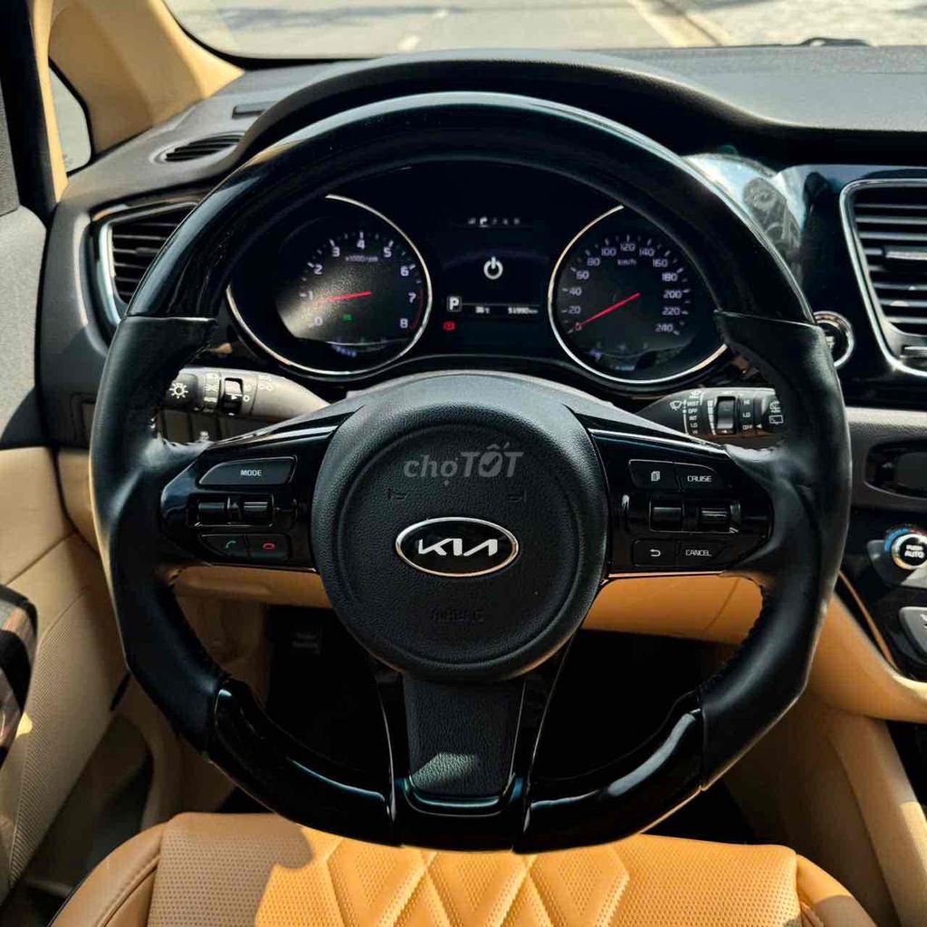 Kia Sedona 2016 3.3L GAT - 51000 km. Mua bán Ô tô tại Quận Bắc Từ Liêm Hà Nội được đăng bởi Hùng Ô tô hình 10