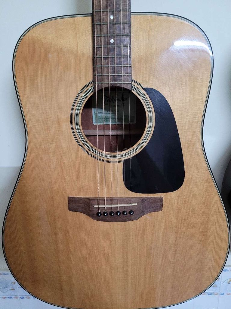 Đàn guitar Takamine D2D Nat Gỗ thịt. Mua bán Nhạc cụ tại Quận Ninh Kiều Cần Thơ được đăng bởi Đinh Hồ Thanh Tân hình 1