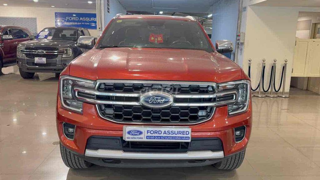 Everest Titanium 1 Cầu 2022 Biển SG Bán Tại Ford
