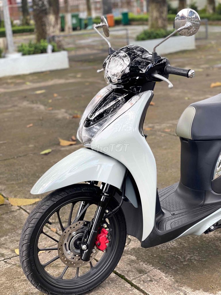 Honda SH Mode ABS 2025 Xám. Mua bán Xe máy tại Huyện Trảng Bom Đồng Nai được đăng bởi kiều hình 5