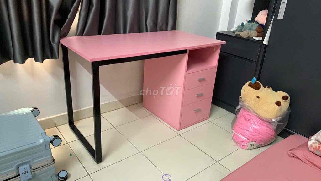 THANH LÝ BÀN LÀM VIỆC CHO GỌN NHÀ 1M2x60