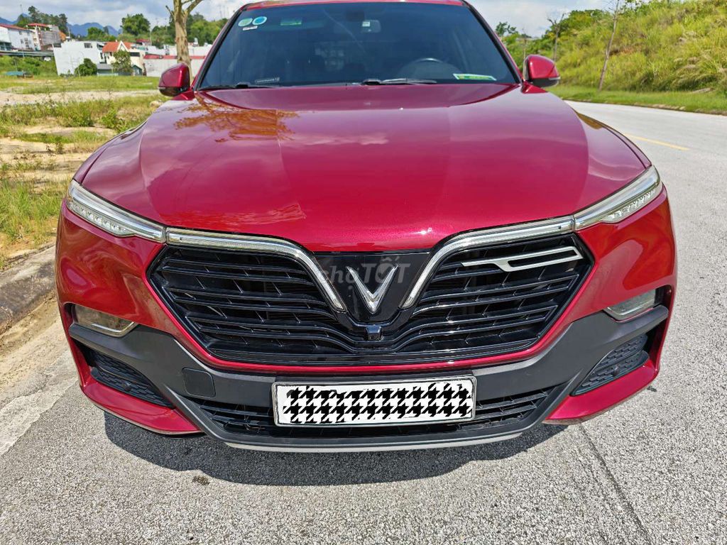 Vinfast Lux Sa2.0 2019 photo 3