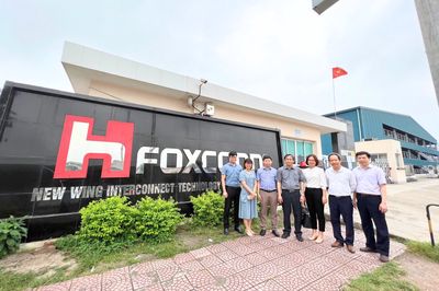 Công nhân tại Newwing Bắc Giang - THƯỞNG 13 TRIỆU. Việc làm tại Huyện Việt Yên Bắc Giang được đăng bởi Trang VIEC3MIEN