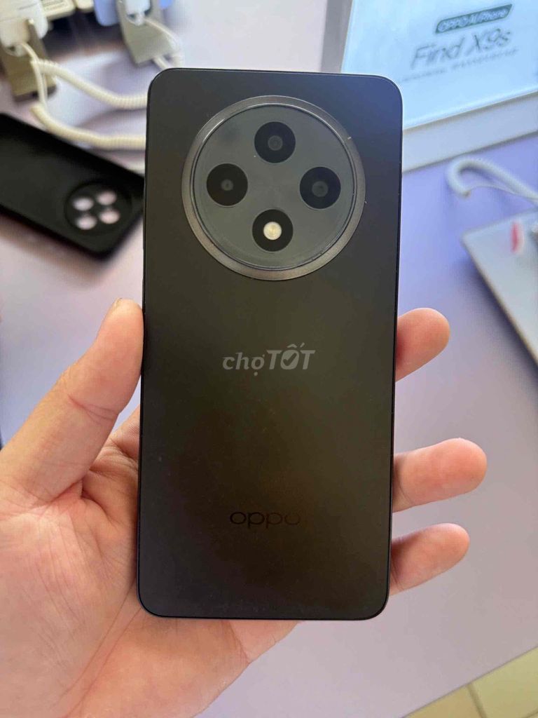 OPPO Reno12 F 256GB Đen Snapdragon 685. Mua bán Điện thoại tại Huyện Nhà Bè Tp Hồ Chí Minh được đăng bởi Đặng Hồng Sơn  hình 1