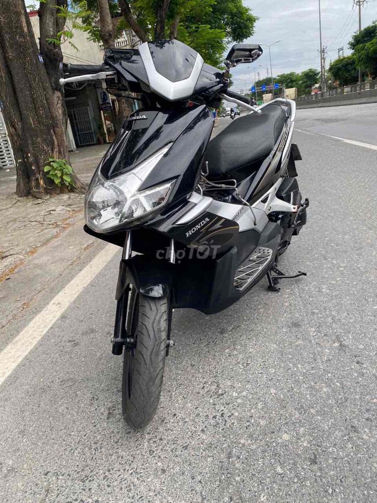 Airblade fi zin chất đẹp như hình. Mua bán Xe máy tại Quận Hồng Bàng Hải Phòng được đăng bởi Ly  hình 5