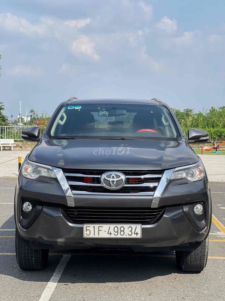 Toyota Fortuner 2017 2.7V 4x4 - 90000 km