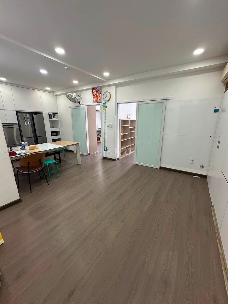 Cho thuê CC full nội thất Lê Trực 2Pn 64m2 giá 13 TR TL 
