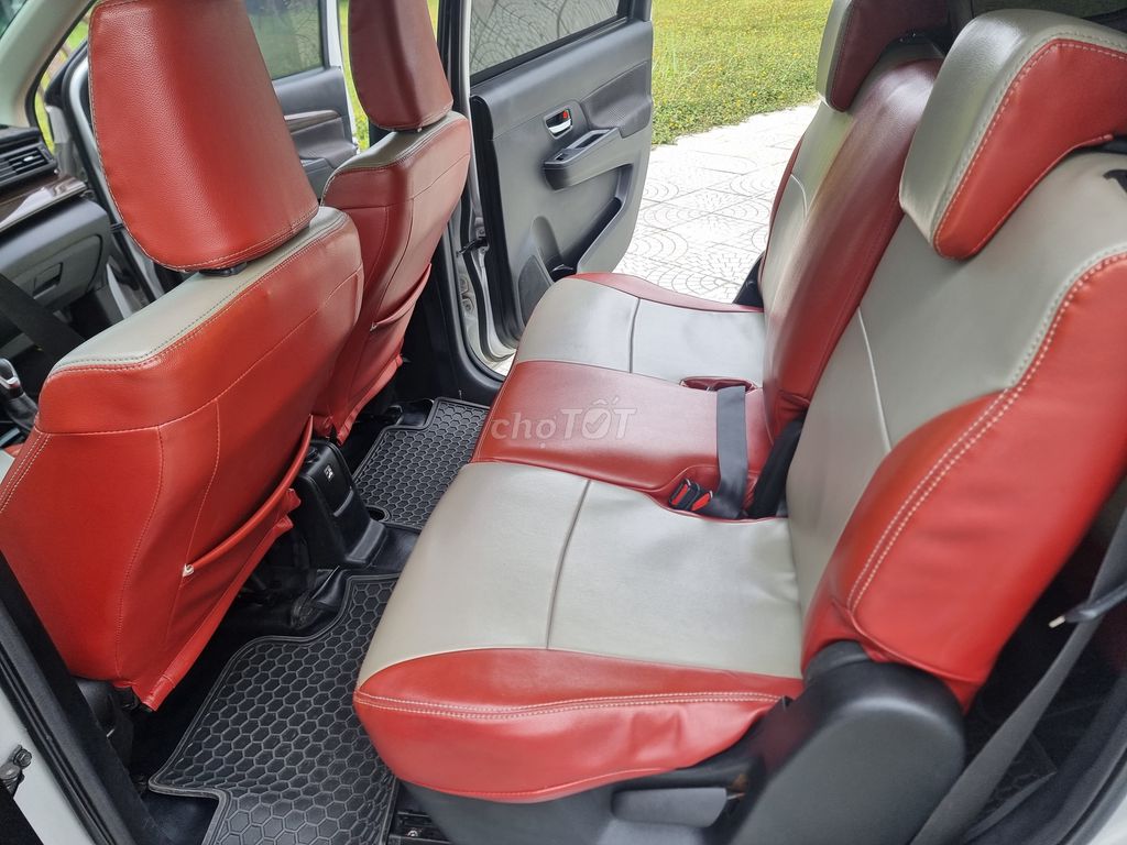 Cần bán xe gia đình ko dịch vụ. Mua bán Ô tô tại Quận Bình Tân Tp Hồ Chí Minh được đăng bởi Dự Nguyễn hình 7