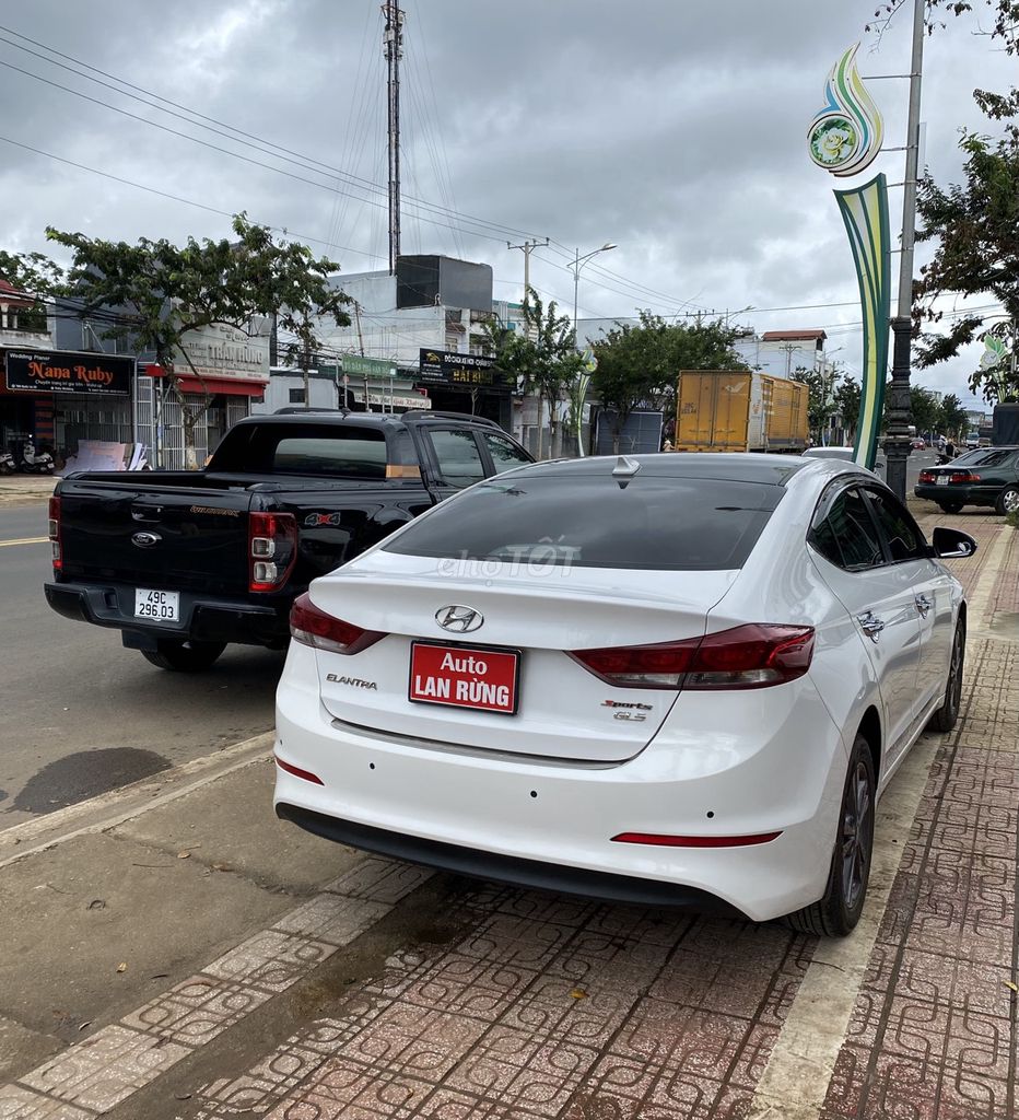 Hyundai Elantra 2018 1.6 AT - 106000 km