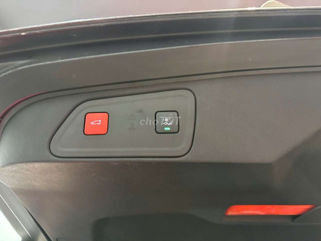 Peugeot 3008 2022 GT Line 1.6Turbo,màu xám,48000km. Mua bán Ô tô tại Quận Bình Tân Tp Hồ Chí Minh được đăng bởi Son Do hình 16