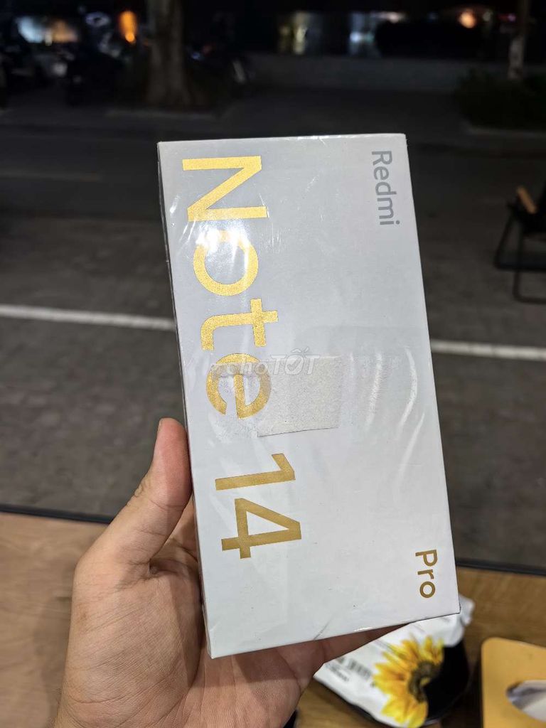Xiaomi Redmi Note 14 Pro 8/128 Newseal. Mua bán Điện thoại tại Quận Ba Đình Hà Nội được đăng bởi Chẻ na phone giá tốt  hình 1