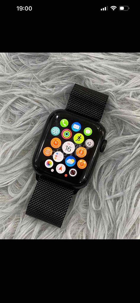 Apple Watch Series 5 Thép Đen 44mm zin. Mua bán Thiết bị đeo thông minh tại Quận 3 Tp Hồ Chí Minh được đăng bởi GU LAND hình 1