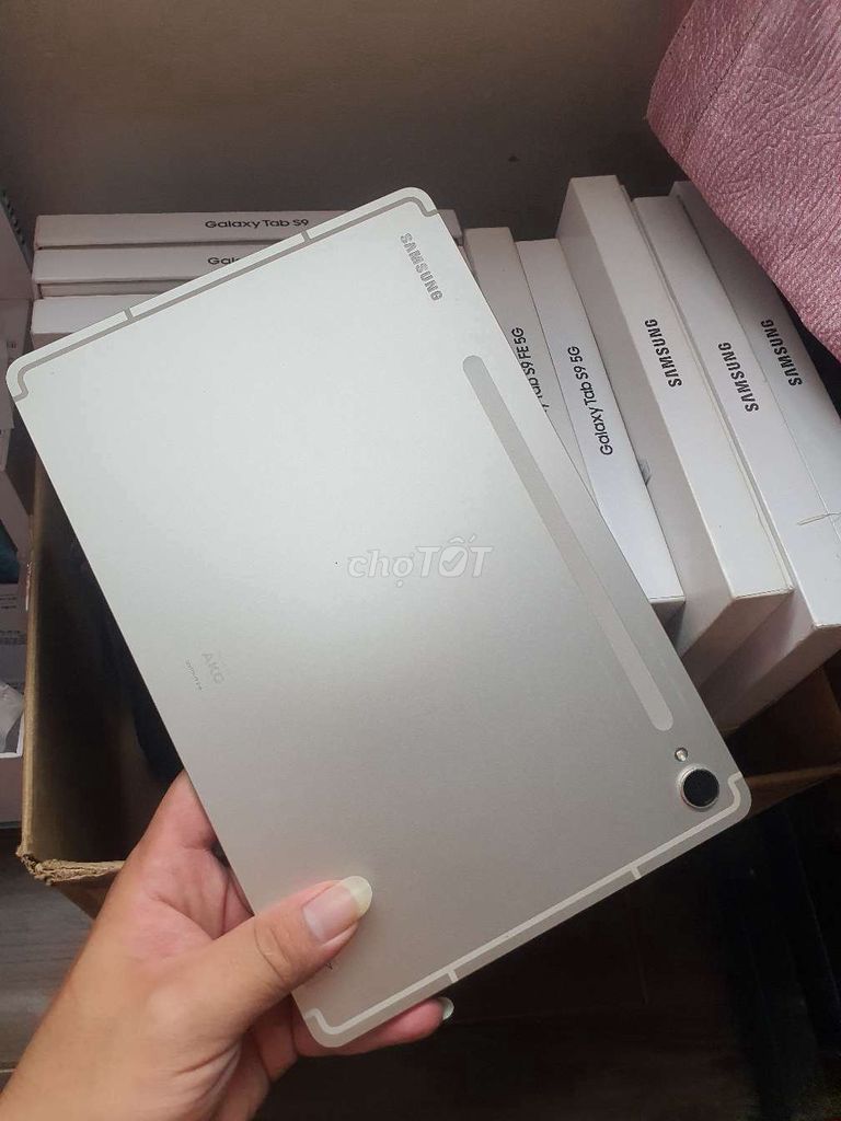 Galaxy tab s9 + phím , máy + spen + phím. Mua bán Máy tính bảng tại Quận Tân Bình Tp Hồ Chí Minh được đăng bởi Sơn hình 1