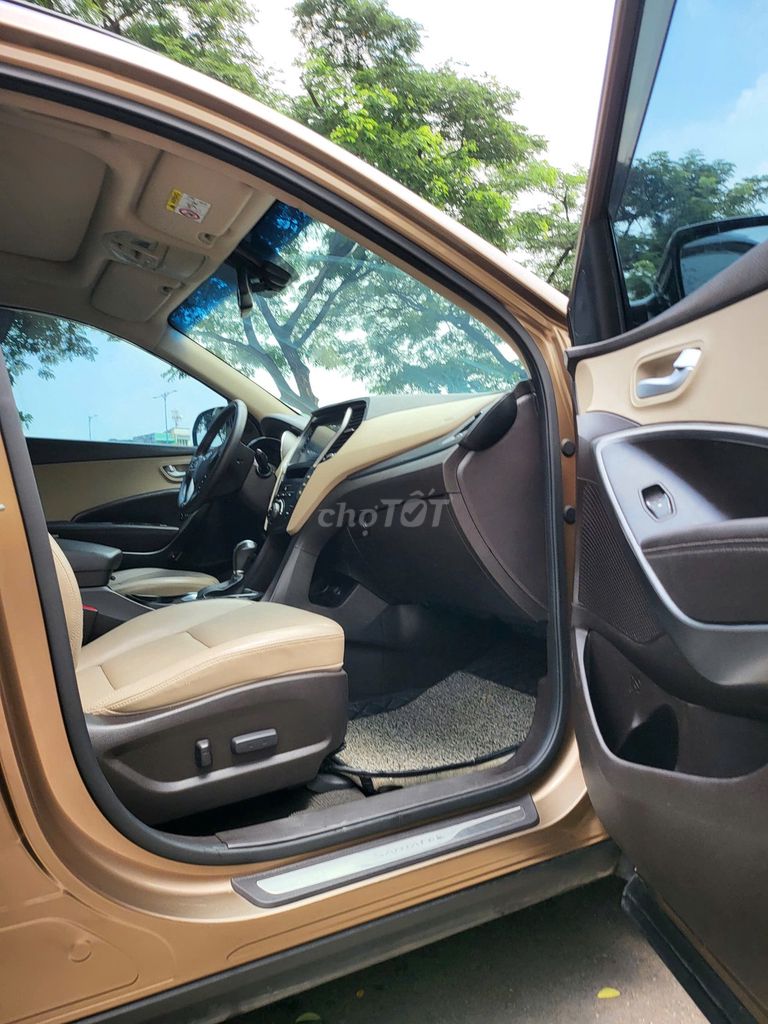 Hyundai Santafe 2017 2.4 AWD Nâu đất. Mua bán Ô tô tại Quận 10 Tp Hồ Chí Minh được đăng bởi Anh Thanh hình 9