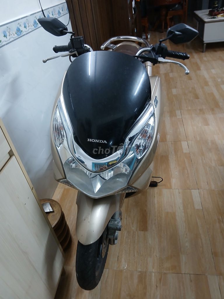 Bán Xe máy PCX. Mua bán Xe máy tại Quận 7 Tp Hồ Chí Minh được đăng bởi nguyễn thị thuỷ hình 2